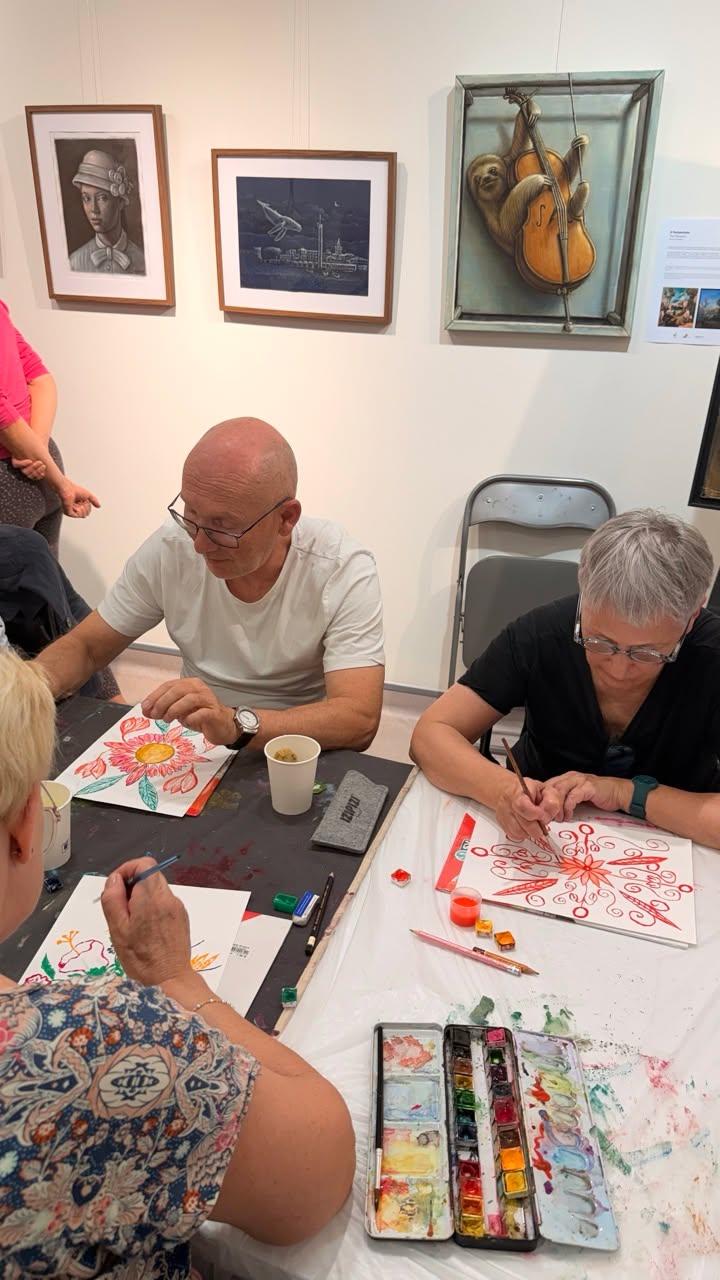 A tu kolejna porcja zdjęć z naszych warsztatów malarskich!  Działanie jest finan...
