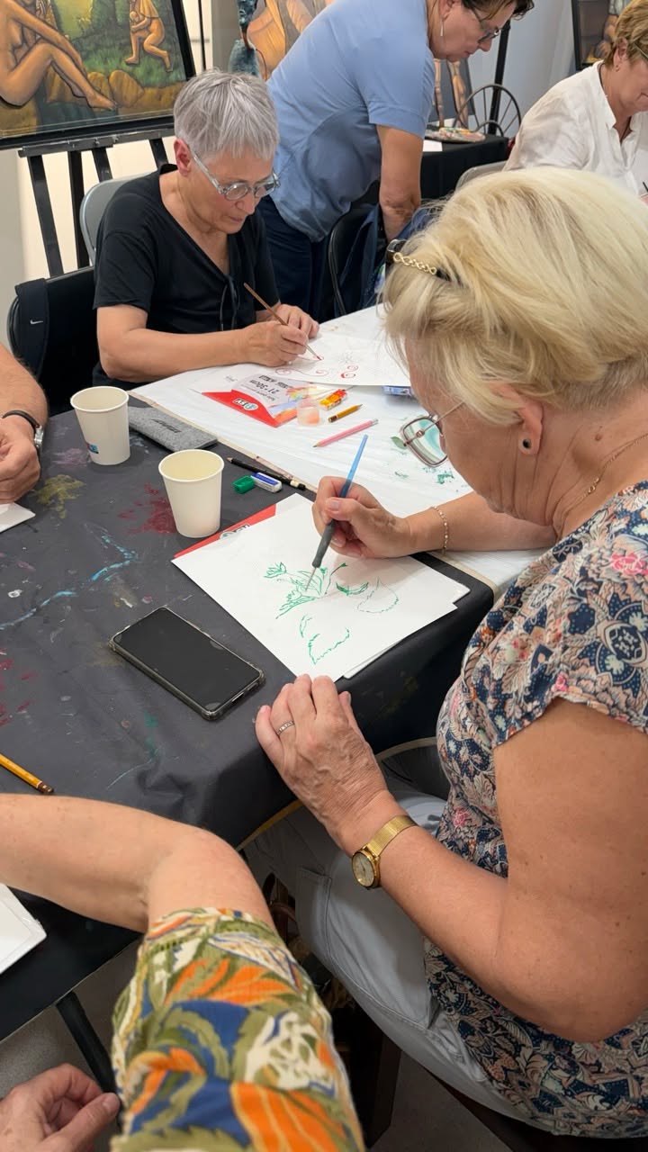 A tu kolejna porcja zdjęć z naszych warsztatów malarskich!  Działanie jest finan...