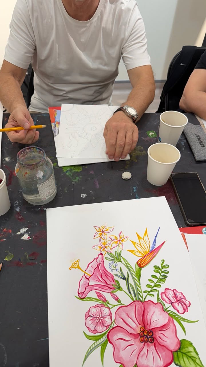 A tu kolejna porcja zdjęć z naszych warsztatów malarskich!  Działanie jest finan...