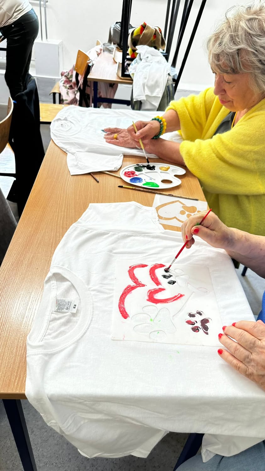 Kolejne warsztaty artystyczne w Gdyni za nami – grupa nr 2 malowała koszulki