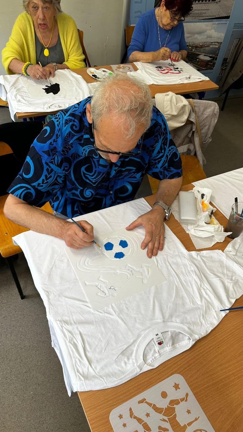 Kolejne warsztaty artystyczne w Gdyni za nami – grupa nr 2 malowała koszulki