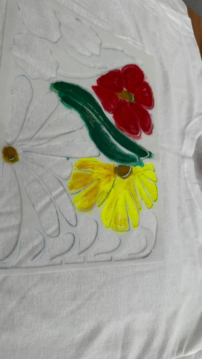 Kolejne warsztaty artystyczne w Gdyni za nami – grupa nr 2 malowała koszulki