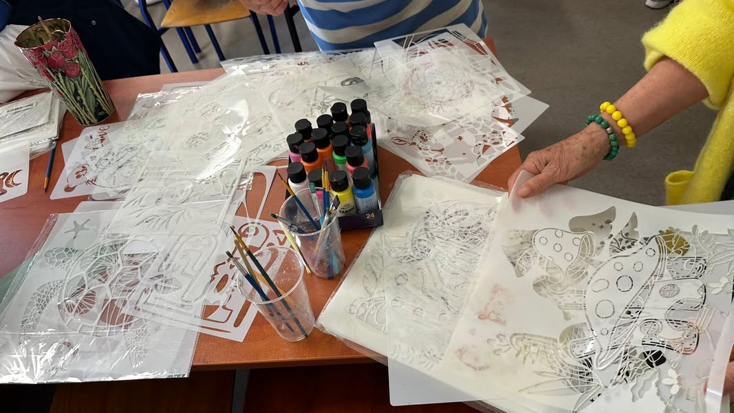 Kolejne warsztaty artystyczne w Gdyni za nami – grupa nr 2 malowała koszulki