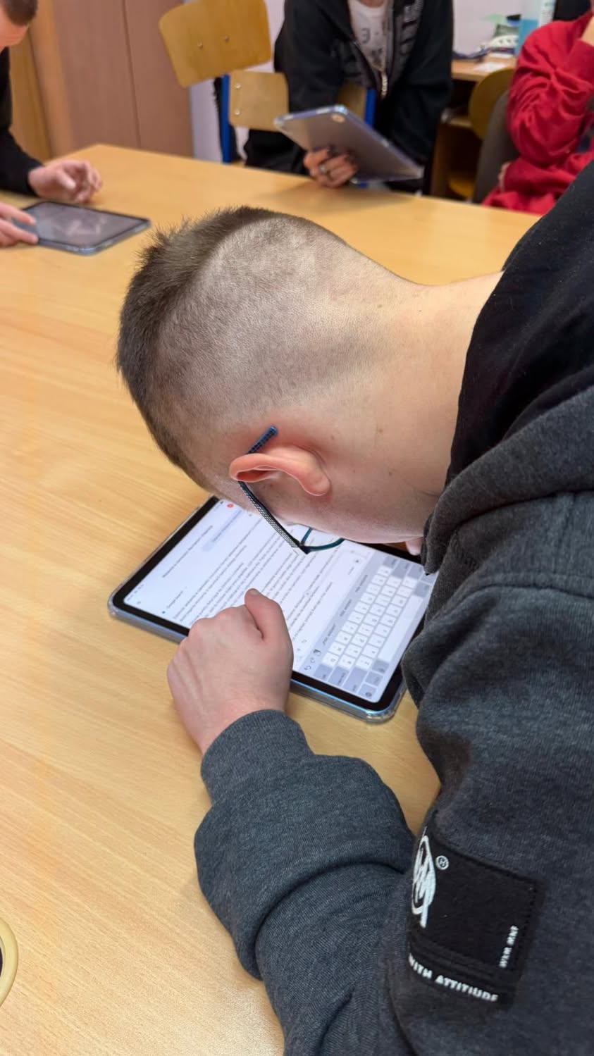 Po powrocie do kraju kadra wróciła do codziennych obowiązków w Specjalnym Ośrodk...