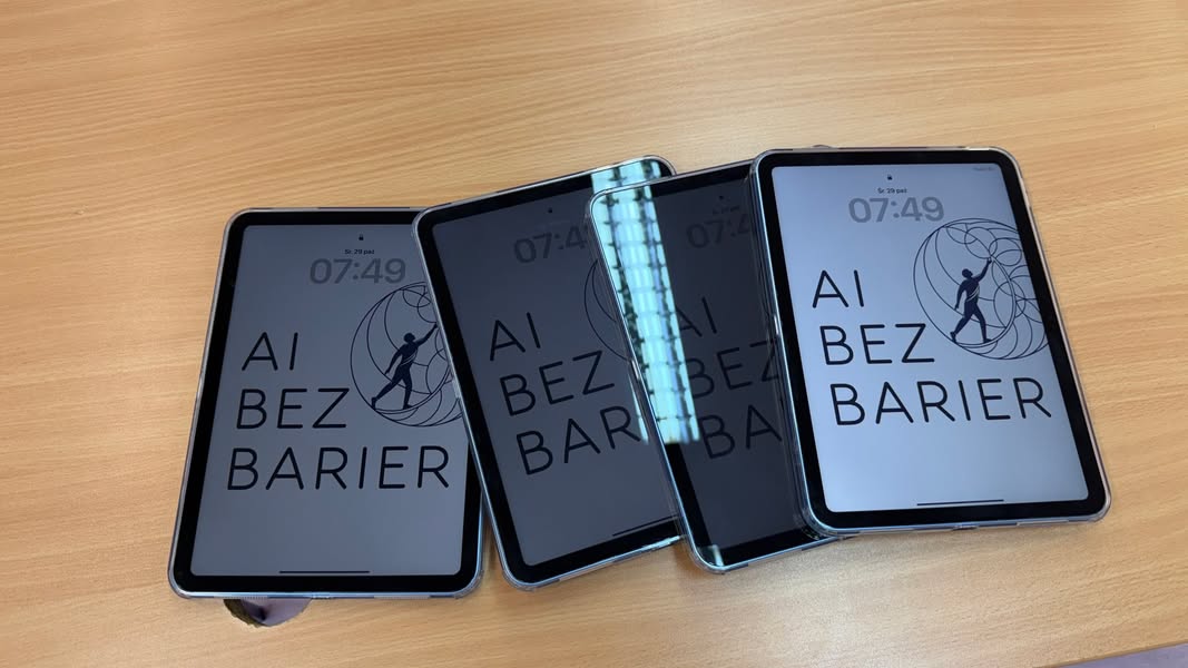 Podczas, gdy seniorzy edukują się w słonecznej Portugalii nasz zespół nieprzerwa...